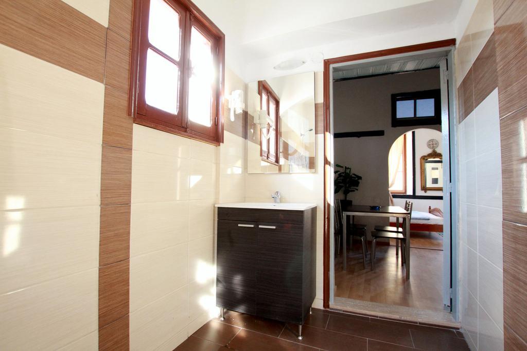 Traditional Apartments Alexandra Meyísti Zimmer foto